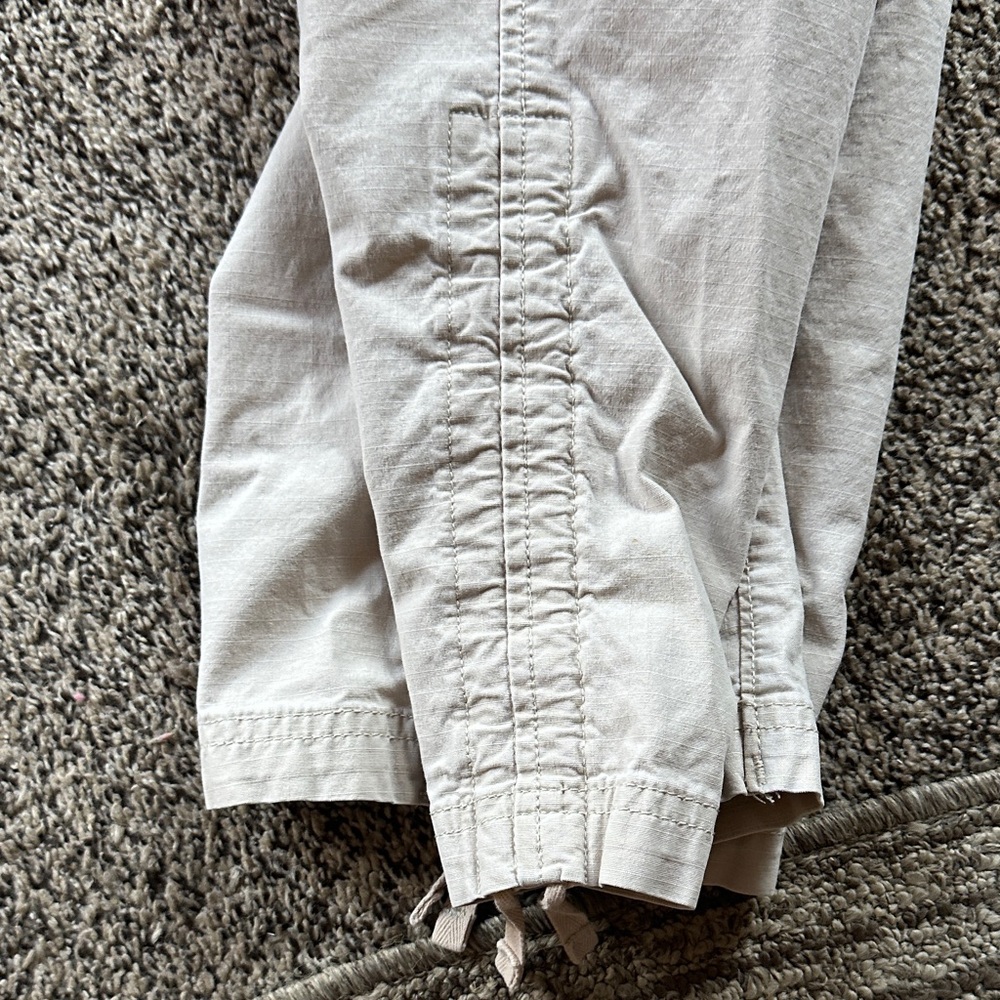 Eddie Bauer Casual Cargo Capri Pants Size 12 - Picture 6 of 6